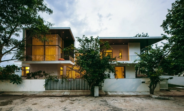 Casa Pátio / Abin Design Studio - Casas