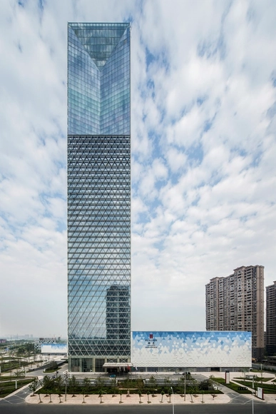 Torre Jiangxi Nanchang Greenland Zifeng / SOM - Rascacielos 