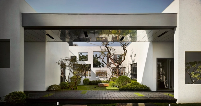 Centro de Recepción Chupei / CYS.ASDO - Showroom