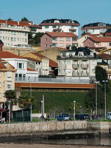 Ampliación del CEIP de Sada   / Díaz y Díaz Arquitectos - Ampliación