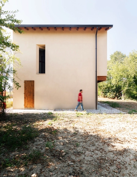 Casa en Novellara / KM 429 architecture - Casas