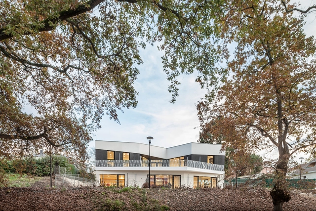 Centro comunitario en Billère / Bandapar architecture - Centro Comunitario