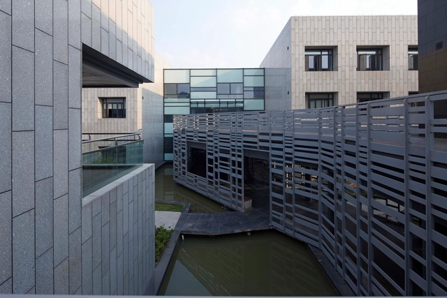 Hangzhou Xiaoshan Linjiang Local Council Service Centre / BAU Brearley Architects + Urbanists - Other Public Administration Buildings, Facade, Handrail