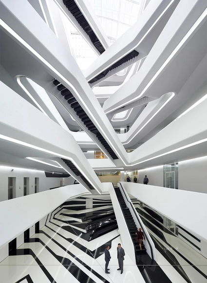Edificio de Oficinas Dominion / Zaha Hadid Architects - Arquitectura De Oficinas