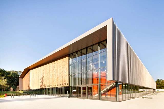 Campus nacional deportivo de La Defense / Barthélémy & Griño - Recreación Y Entrenamiento