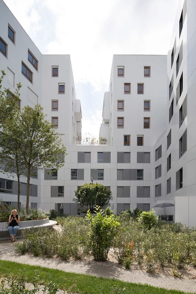 Macrolot E10 / MAAST + aasb + toa | architectes associés + David Besson-Girard - Habitação De Interesse Social