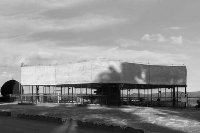 AD Classics: Capela de São Pedro / Paulo Mendes da Rocha - Capela