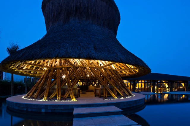 Restaurante y Bar Hay Hay / Vo Trong Nghia Architects - Bar