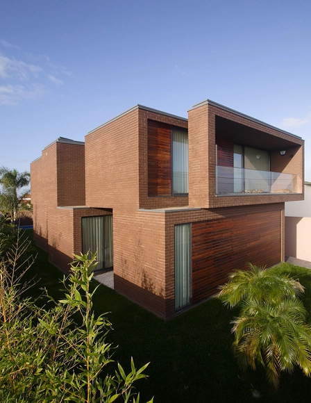 Casa em Agra / RVdM Arquitecto - Casas