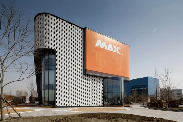 MAX 产品展示中心 / 第一实践建筑 - 展厅