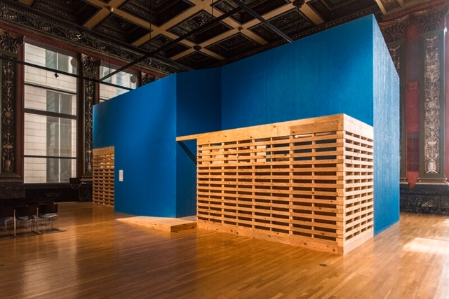 Propuesta de Tatiana Bilbao en la Bienal de Arquitectura de Chicago responde al problema de vivienda social en México - Imagen Principal
