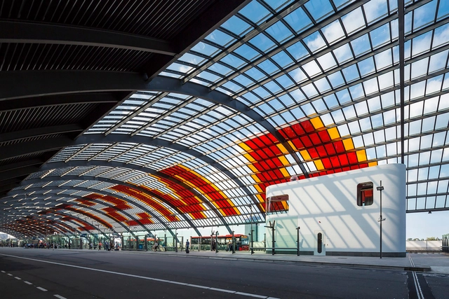 Edifício para condutores de ônibus / Benthem Crouwel Architects - áreas De Descanso