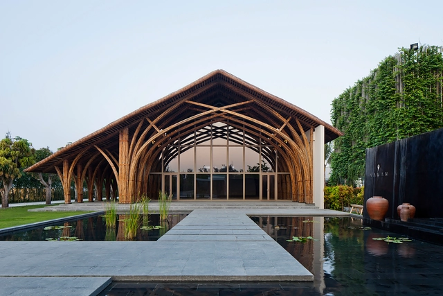 Sala de Conferencias Naman Retreat / Vo Trong Nghia Architects - Hotelería Y Entretenimiento