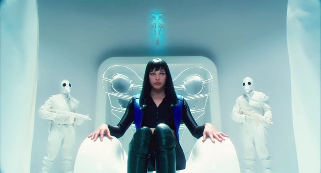 Cine y Arquitectura: "Ultraviolet"  - Cine Y Arquitectura