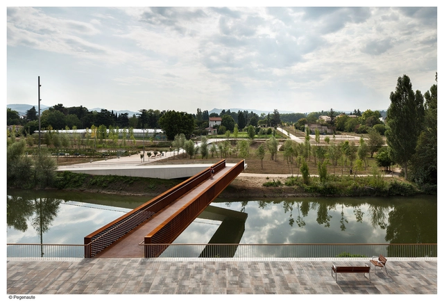 Passarela de Pedestres no Parque Aranzadi / Peralta Ayesa Arquitectos + Opera ingeniería - Pontes