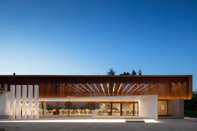 Palácio Igreja Velha / Visioarq Arquitectos - Ampliação
