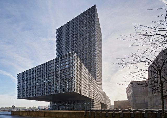 La Maison du Savoir - Universidad de Luxemburgo / be baumschlager eberle - Universidad