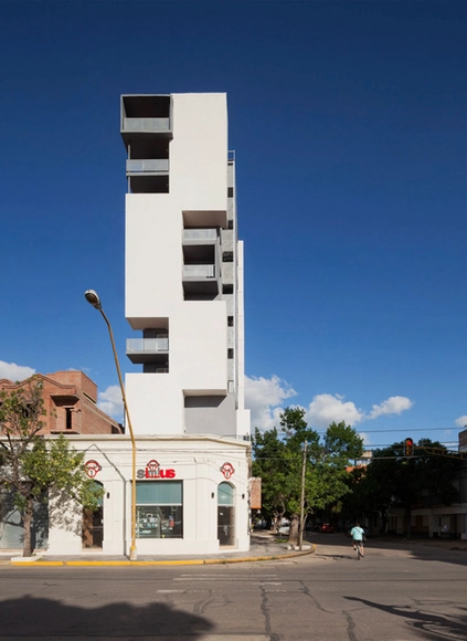 Conjunto de apartamentos Torre del Molino / Estudio Castellitti-Bertoni Arqs & Asoc. - Apartamentos