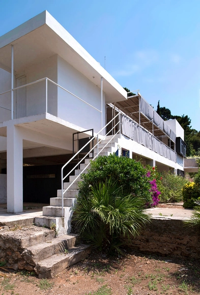 Clásicos de Arquitectura: Casa E-1027 / Eileen Gray - Casas, Fachada, Escaleras, Puerta, Barandas