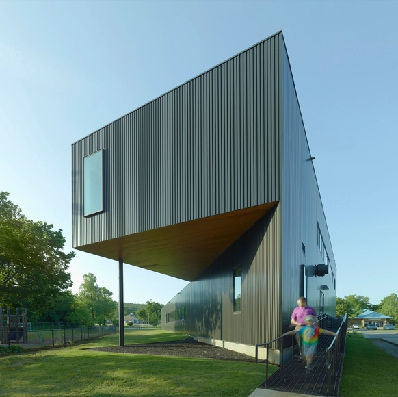 Escuela Infantil Montessori en Fayetteville / Marlon Blackwell Architects - Escuela Primaria