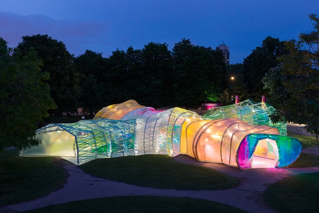 Julia Peyton-Jones se afasta após 25 anos na diretoria da Serpentine Gallery - Imagem de Destaque