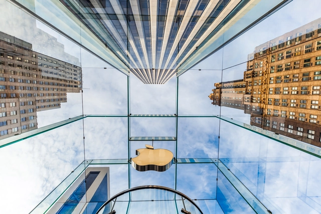 7 Tips to Help You Build Trust With Your Client - Featured Image