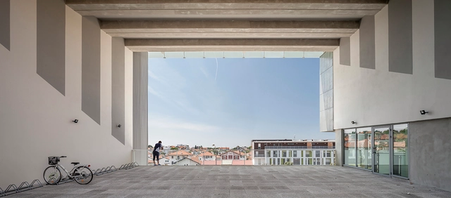 Bayonne Marinadour / Mateo Arquitectura - Vivienda Colectiva