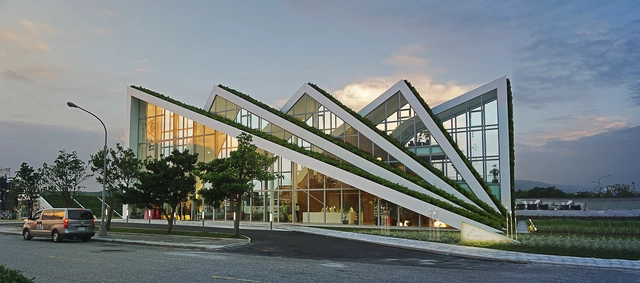 Se completa la primera "Casa Hualien" diseñada por BIG - Vivienda Colectiva