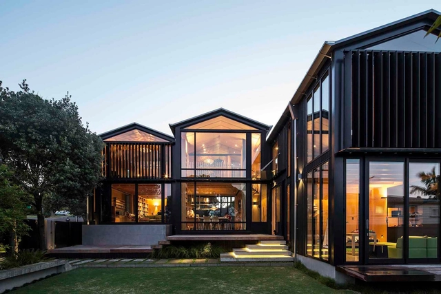 Boatsheds / Strachan Group Architects + Rachael Rush - Casas