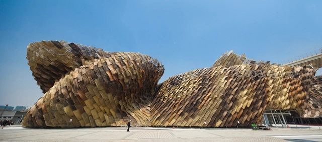 Interview with Benedetta Tagliabue: Looking at Buildings as if They Were Decomposing and Becoming New Sketches - Featured Image