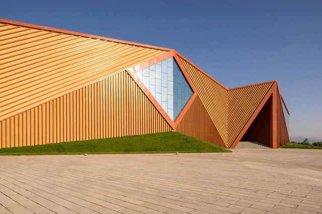 Bodega de Vinos Great Wall Yunmo / a+a Anderloni Associates - Viña