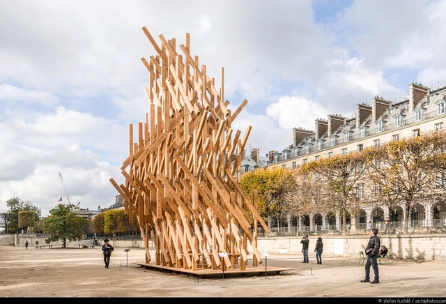 Kengo Kuma Designs Sculptural Pavilion in Paris - Featured Image