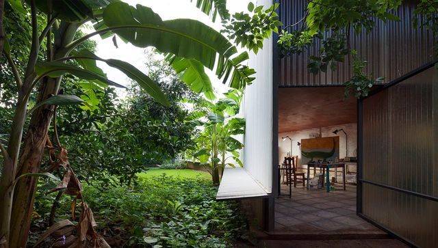 Atelier Álvarez-Nuovo / b|f|a - Taller, Jardín, Fachada