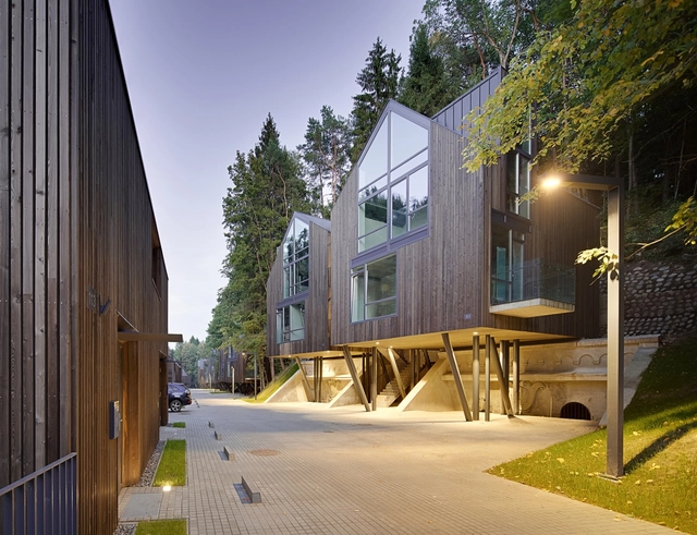 Desarrollo Residencial Rasu Namai / Paleko Arch Studija + PLAZMA - Vivienda Colectiva