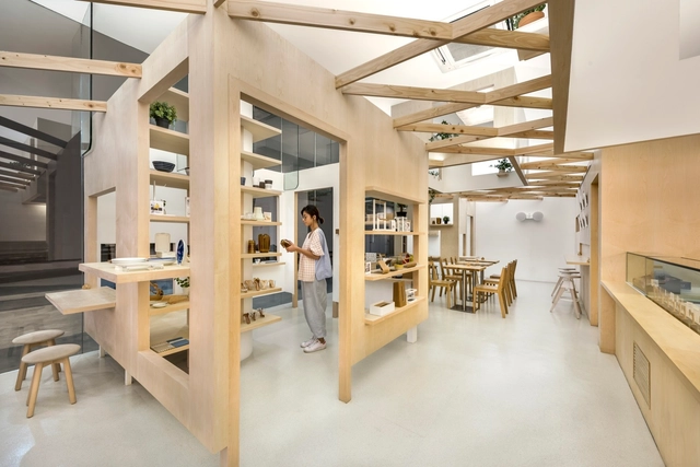 Kki Sweets and The Little Drom Store / PRODUCE WORKSHOP - Diseño De Interiores
