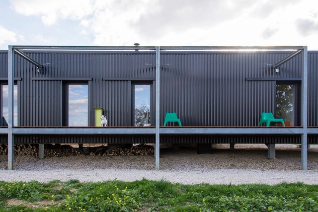 Un Último Viaje / Spray Architecture + Gabrielle Vella-Boucaud - Casas