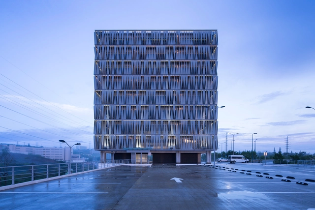 Torre Olmo / LEAP Laboratorio en Arquitectura Progresiva - Edifícios De Escritórios