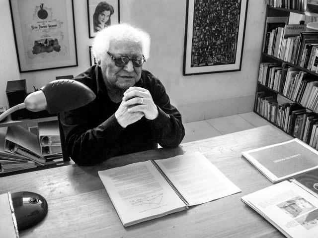 Víctor Pimentel Gurmendi: "La restauración de monumentos es una vocación mística"  - Imagen Principal