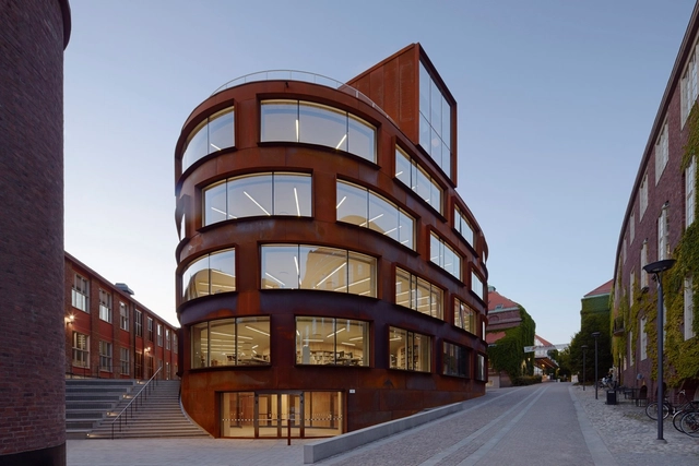 Escola de Arquitetura do Royal Institute of Technology / Tham & Videgård Arkitekter - Universidade