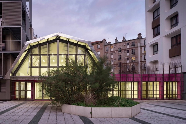 Centro Comunitario de Saint-Blaise / Bruno Rollet Architect - Centro Comunitario