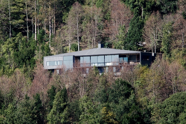Casa Calafquén  / GA estudio - Casas, Bosque