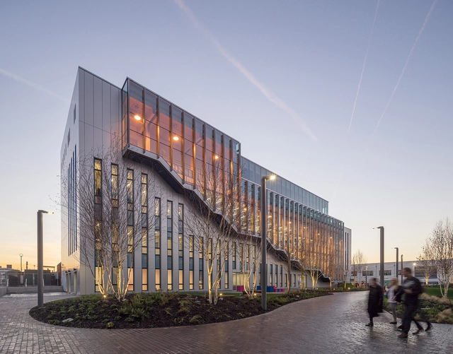 Edificio Believe in Better / Arup Associates - Otros Edificios