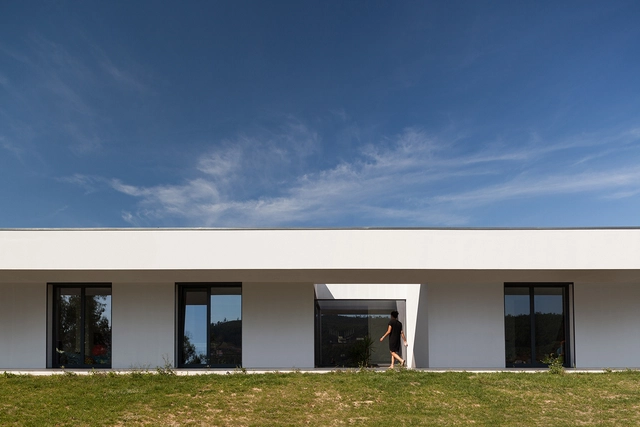 Casa do Vale / FRARI - architecture network - Casas
