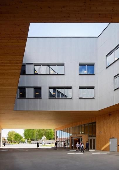 Escola Técnica Faerder / White Arkitekter - Escola Secundária