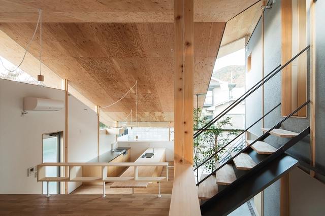 Casa Alero / y+ M design office - Casas