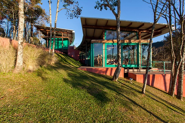 Residência em Gonçalves / André Vainer Arquitetos - Casas, Jardim, Fachada, Floresta