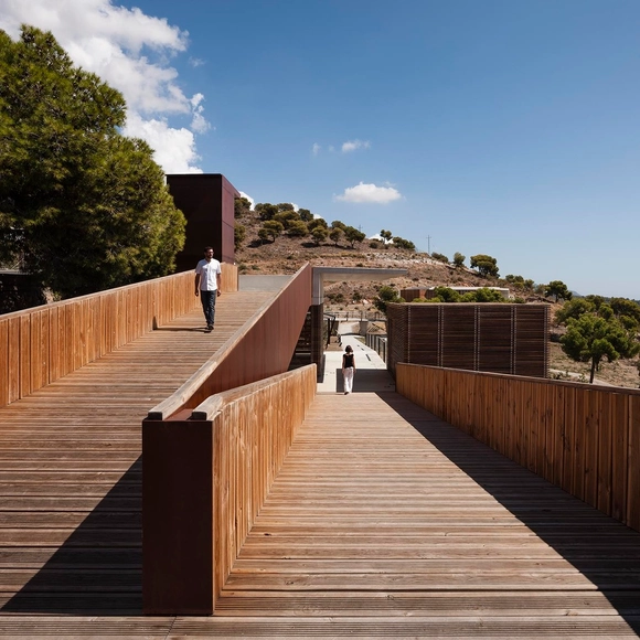 Jardim Botânico em Nerja / ISMO Arquitectura - Parque