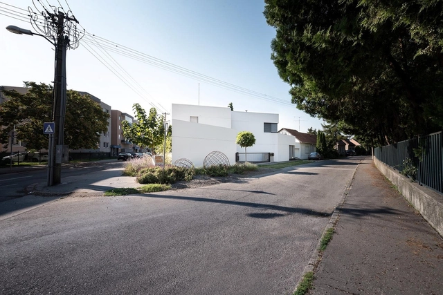 白色立方体住宅/ at26 architecture & design - 独立住宅