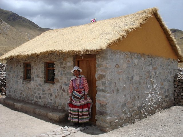 Programa de Habitação Rural e Desenvolvimento Social em Sibayo, Peru: Arquitetura tradicional para a melhoria das comunidades - Imagem de Destaque