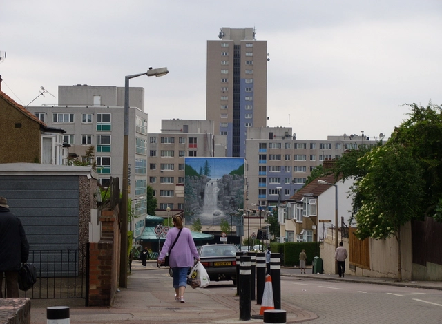 British Prime Minister Denounces "Brutal" Sink Estates - Featured Image